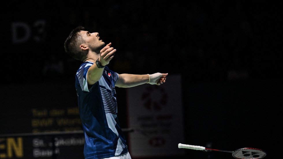 李诗沣不敌小波波夫 中国男单仅剩翁泓阳争冠